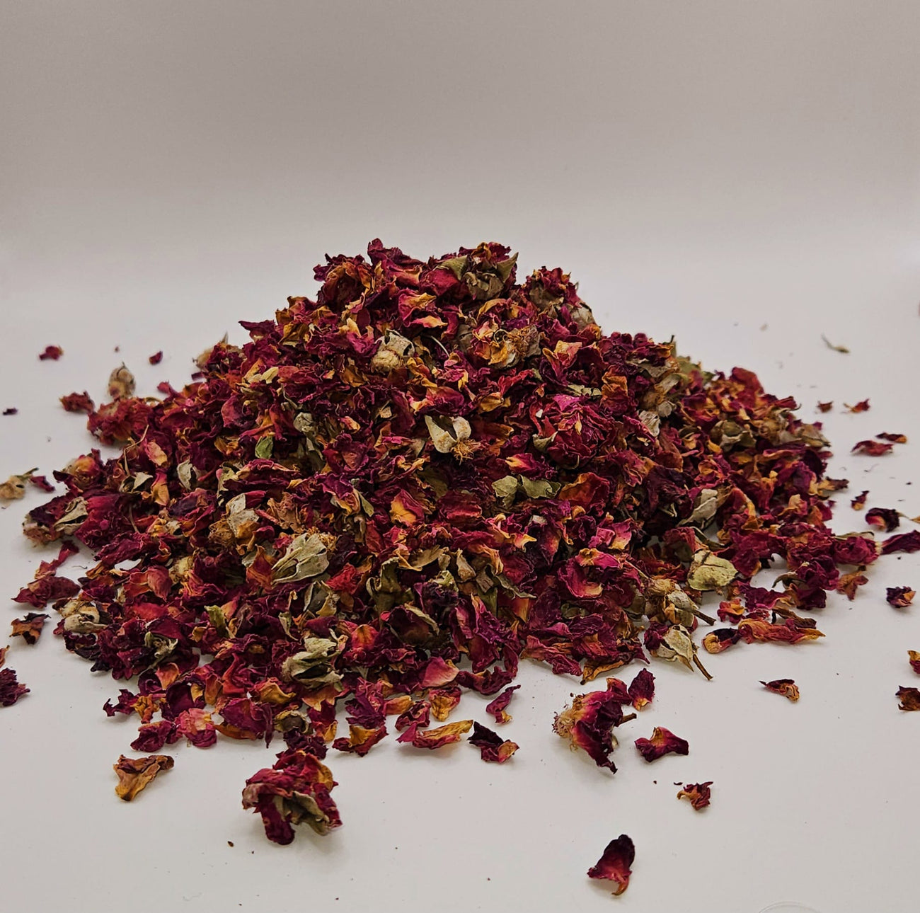 Biolevita Damascus Rose Buds